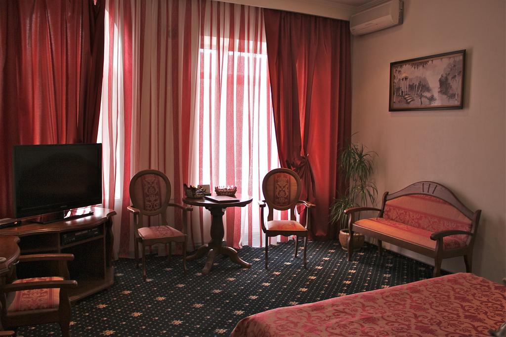 Pushkinskaya Hotel Rostov aan de Don Kamer foto